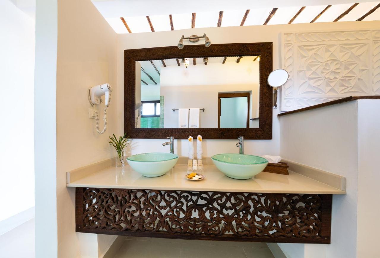 Next Paradise Boutique Resort Pwani Mchangani Bagian luar foto