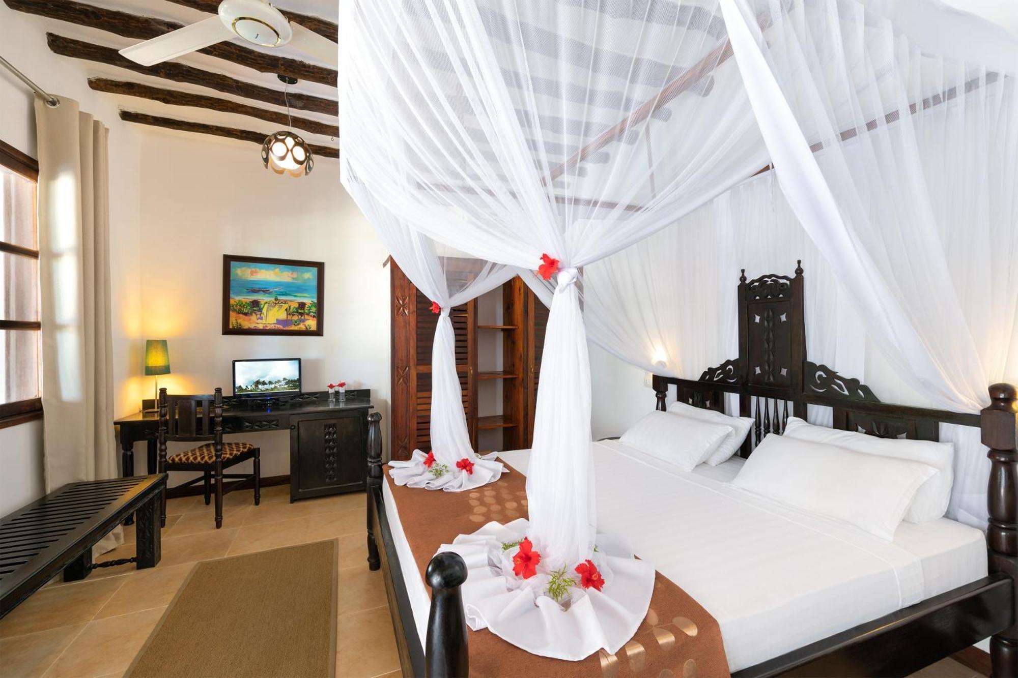 Next Paradise Boutique Resort Pwani Mchangani Bagian luar foto